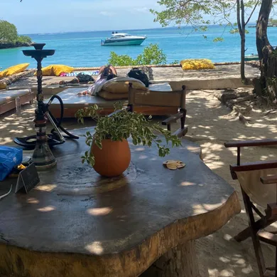 Paue Beach Club