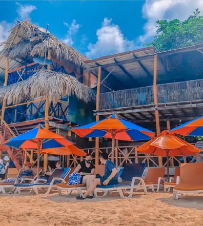 Playa Tranquila + Islas